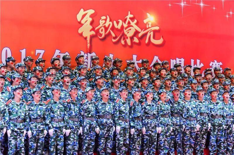 突传噩耗！43岁网红“有道妈妈”车祸离世，儿子杨一悼念惹人泪目